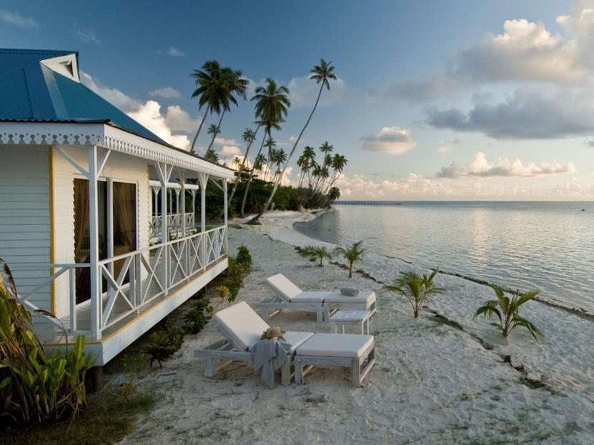 Opoa Beach Hotel Экстерьер фото